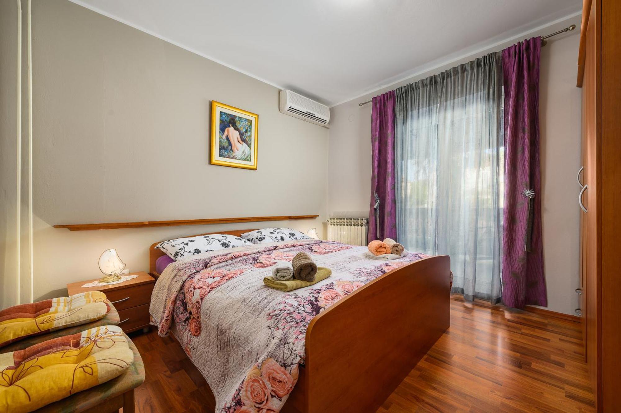 House Alma Apartment โปเรช ภายนอก รูปภาพ